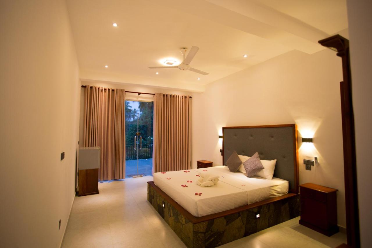 Lena Resort 贝鲁沃勒 外观 照片