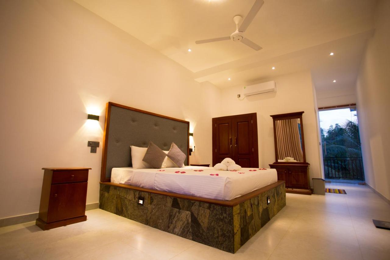 Lena Resort 贝鲁沃勒 外观 照片